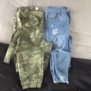 Two pair of ladies Hollister pants